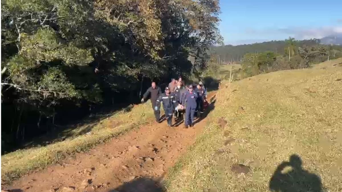 Turista sofre acidente durante passeio em Praia Grande e mobiliza bombeiros