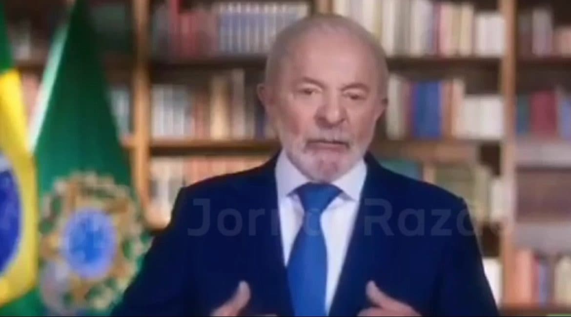 PF bate à porta de Bolsonaro menos de 12h após Lula chamá-lo de “traidor da pátria” em rede nacional