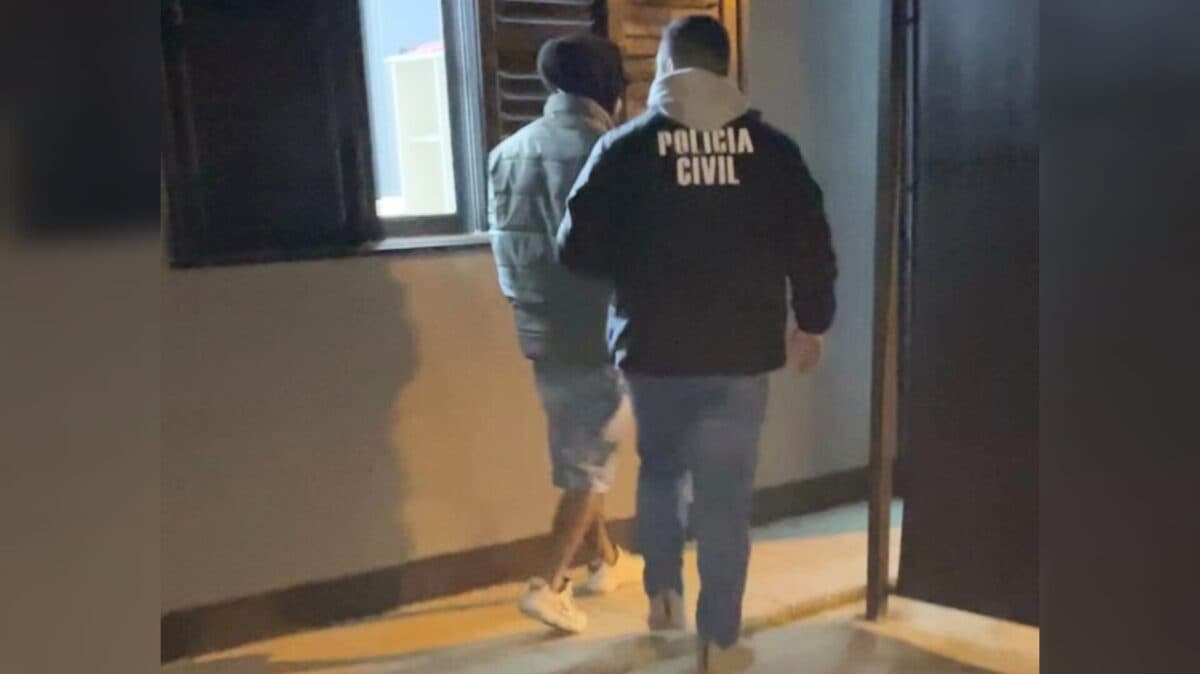 Pai que espancou bebê de quatro meses é preso em SC