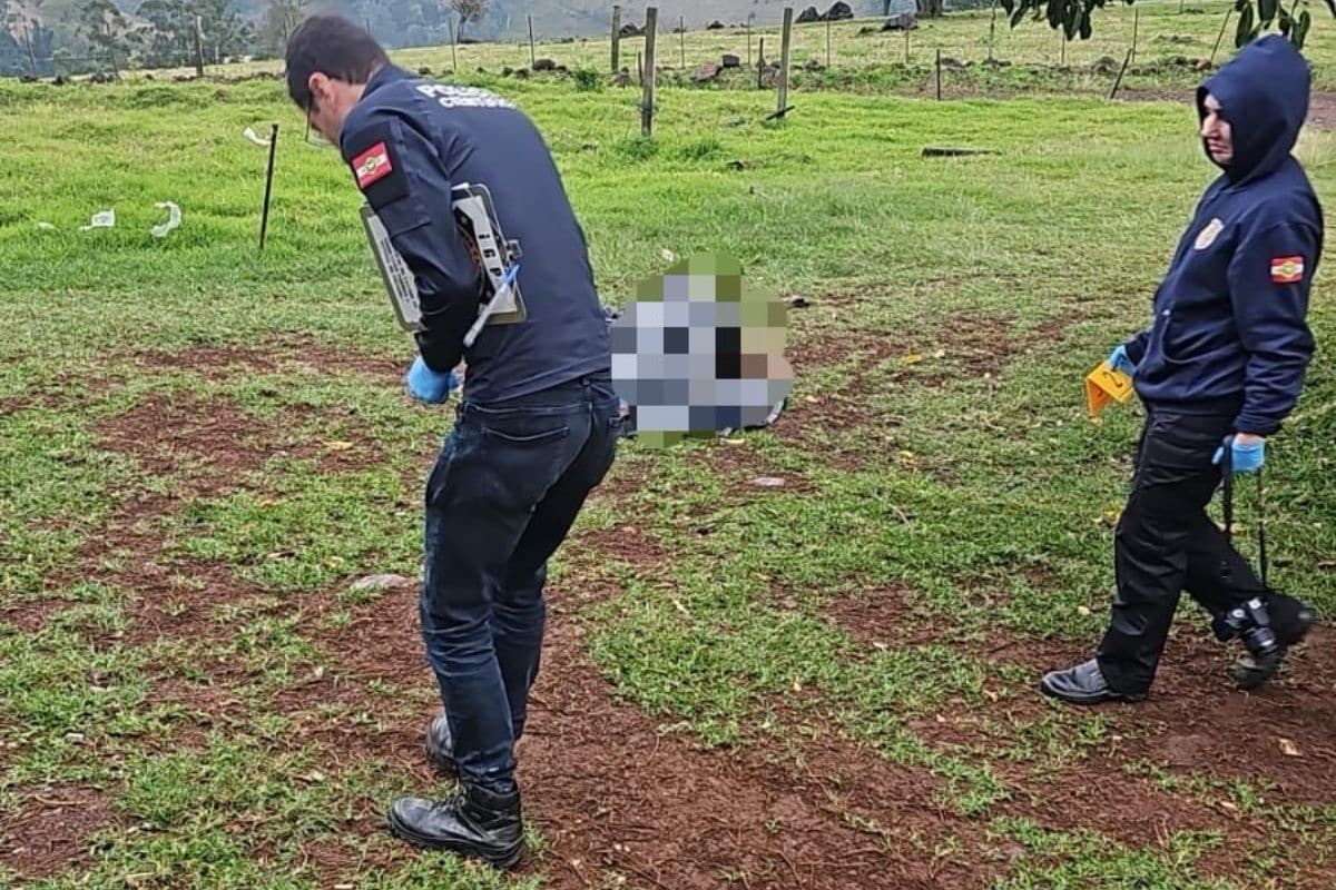 Jovem apaixonado por garota de programa é morto ao agredi-la dentro de boate em SC