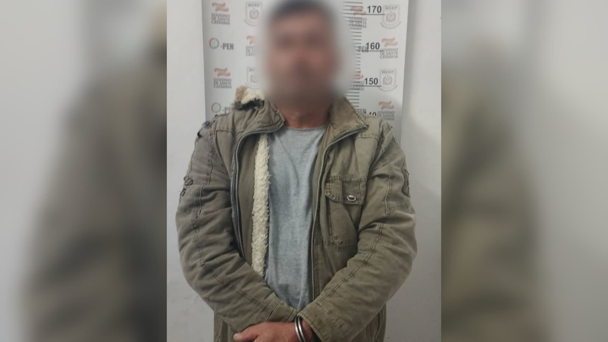 Pedófilo que estava foragido é preso escondido na casa da namorada em SC