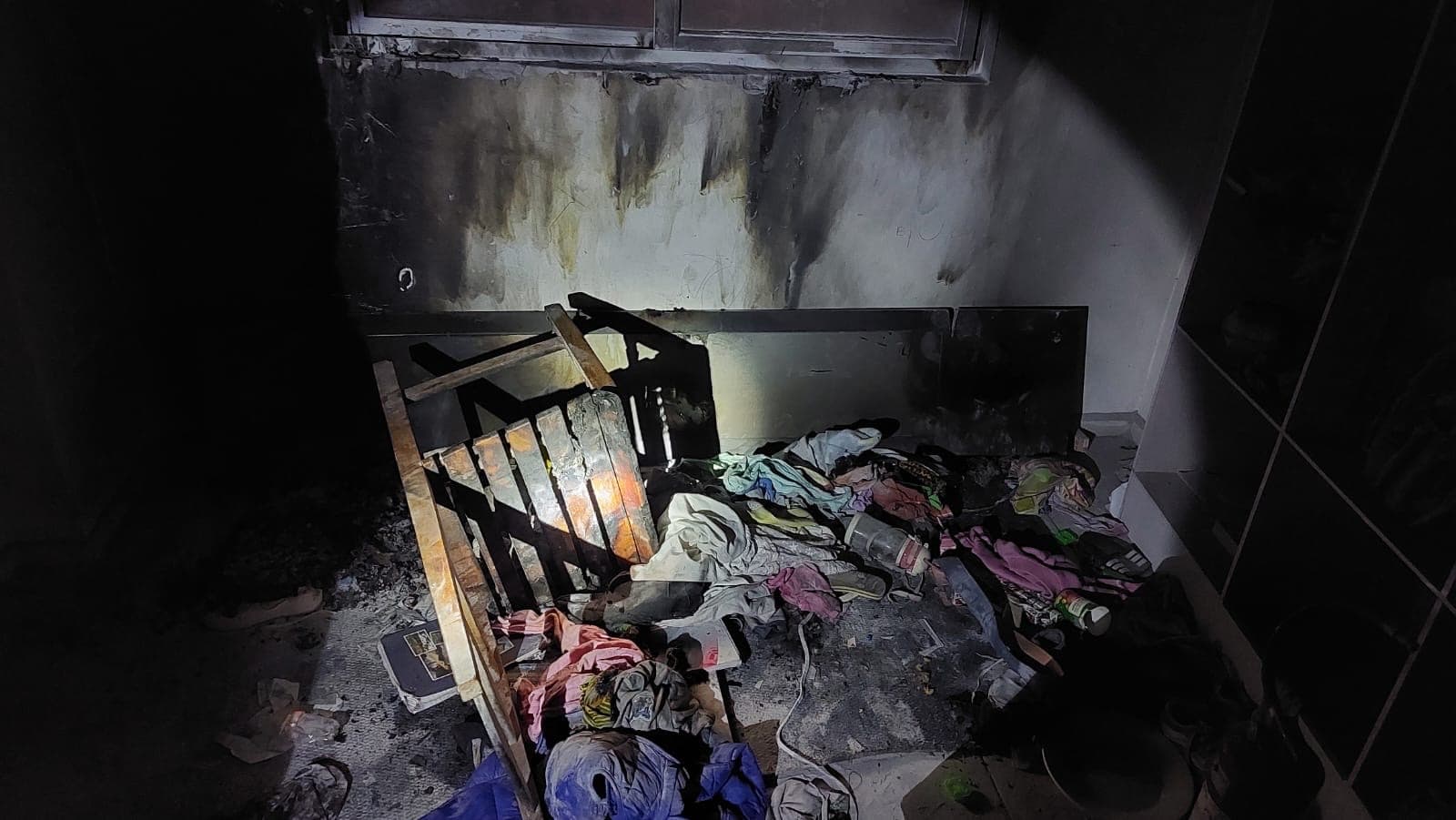 Crianças vão parar no hospital após incêndio em apartamento de Blumenau