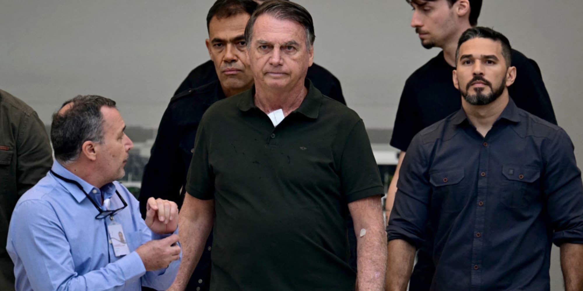 Urgente: Jair Bolsonaro é diagnosticado com câncer, aponta boletim médico