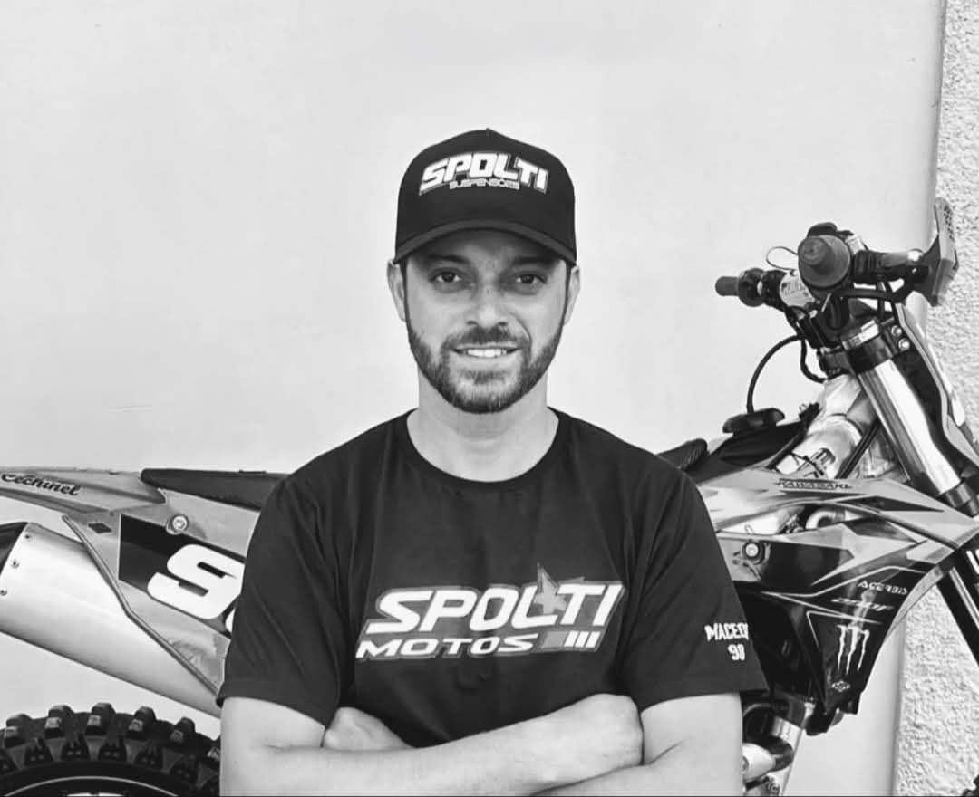 Empresário desaparecido é encontrado morto com marcas de tiros em rio de SC