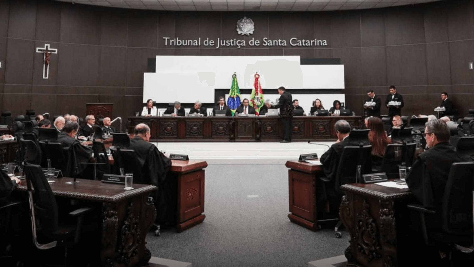 Tribunal Pleno aprova reestruturação do serviço judiciário de 2º grau do TJSC 