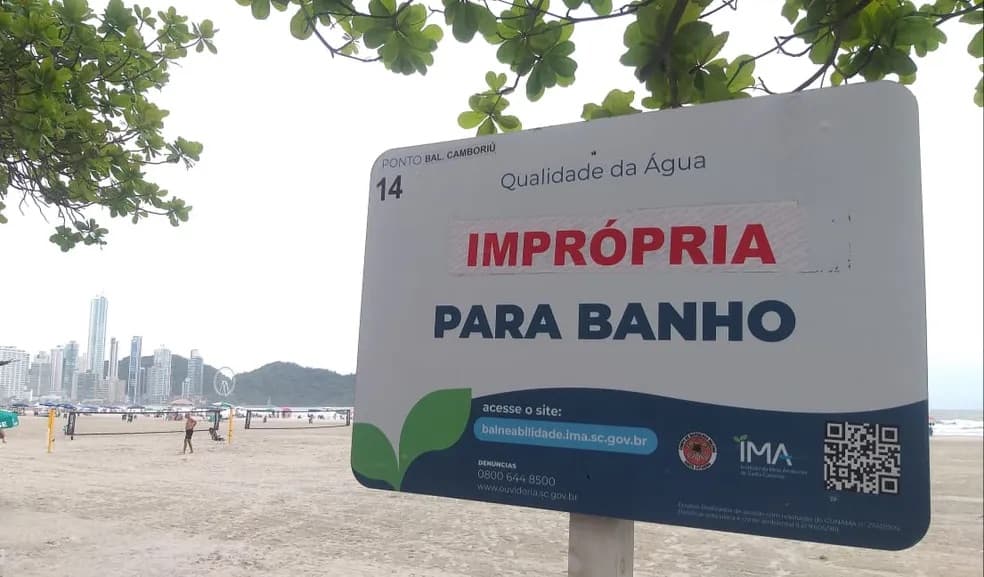 Praias de Porto Belo e Balneário Camboriú estão entre as impróprias para banho em SC