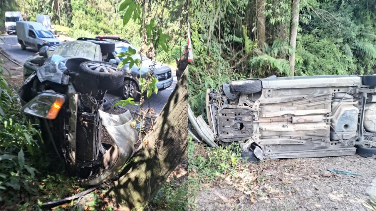 Carro fica destruído após capotamento e motorista sai desorientada em Brusque