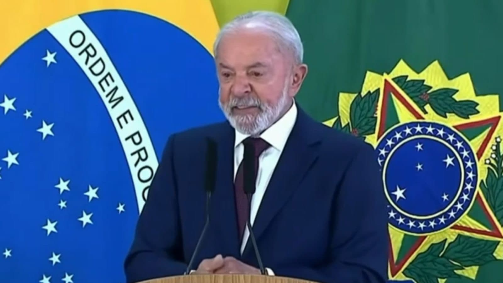 “Sarado e totalmente de pé”, garante Lula sobre o futuro dos Correios