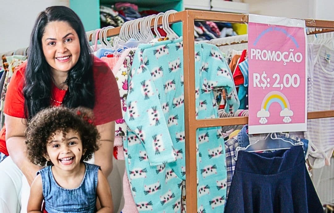 “Escolhi ser mãe”: moradora de Tijucas decide empreender e abre loja de moda circular