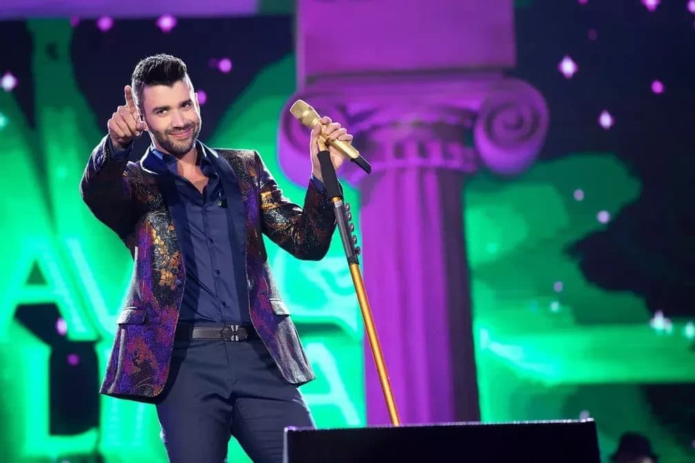 Gusttavo Lima se apresenta no Costelaço 18 Anos do Júnior Seco Produções, em Canelinha
