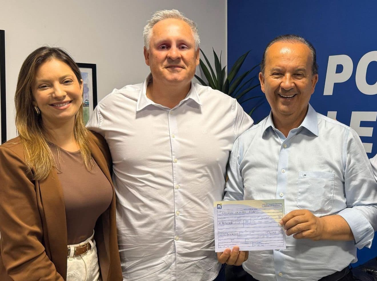 Prefeito se filia ao PL e garante apoio para construção do Contorno Viário e molhes da praia de Tijucas
