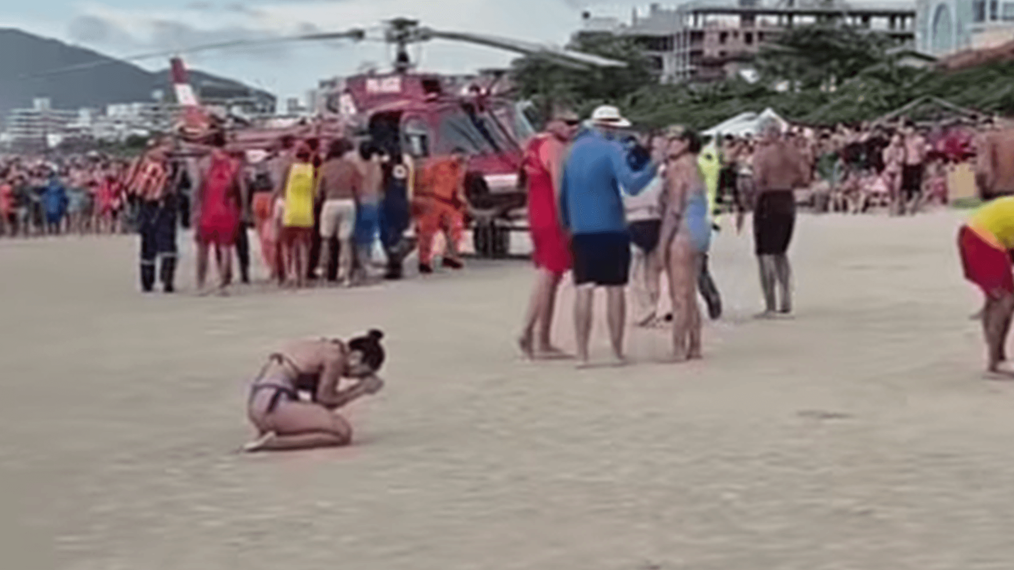 Homem volta a respirar após afogamento em praia de Bombinhas