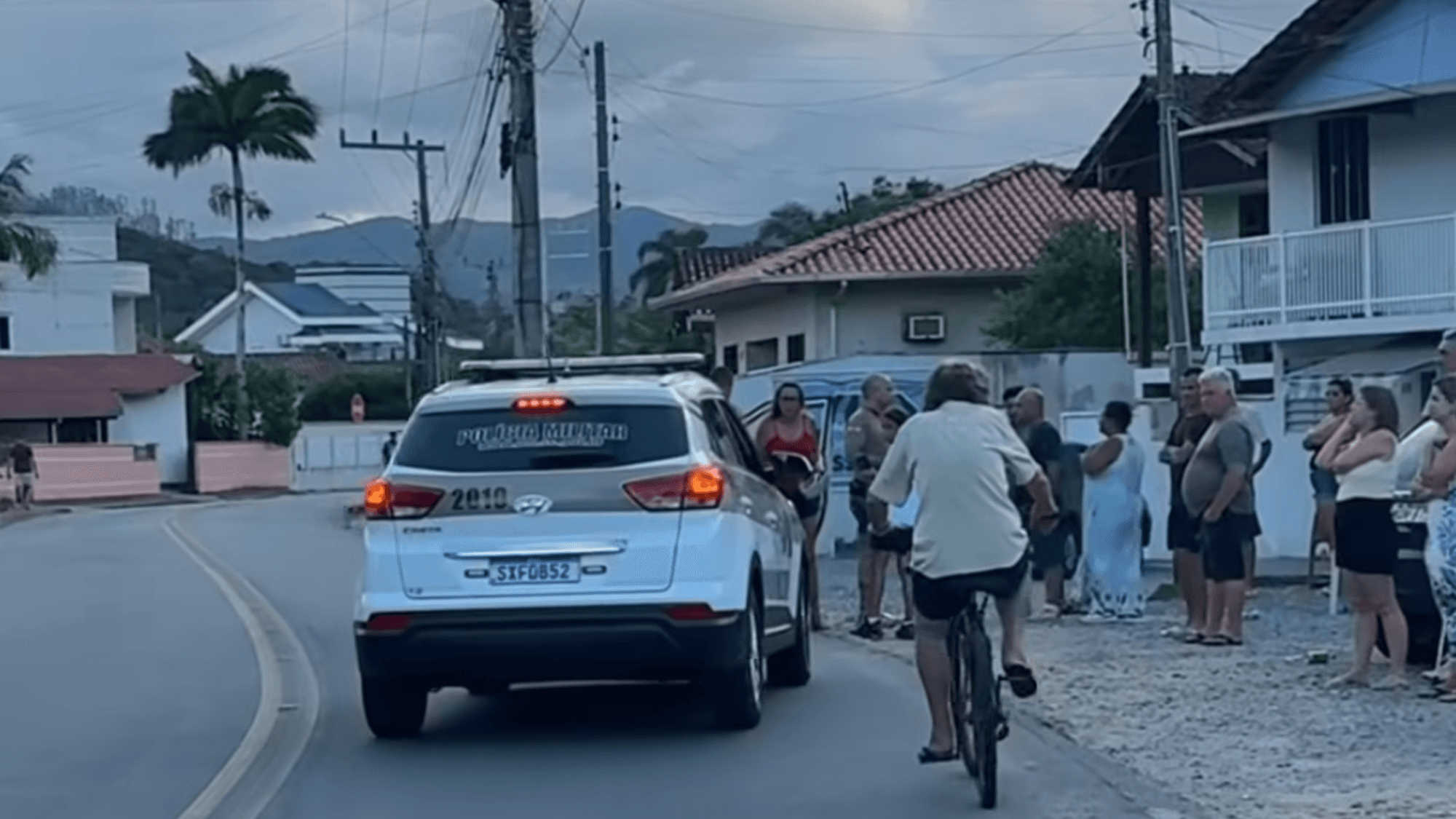 Homem fica em estado grave após facada no pescoço em São João Batista