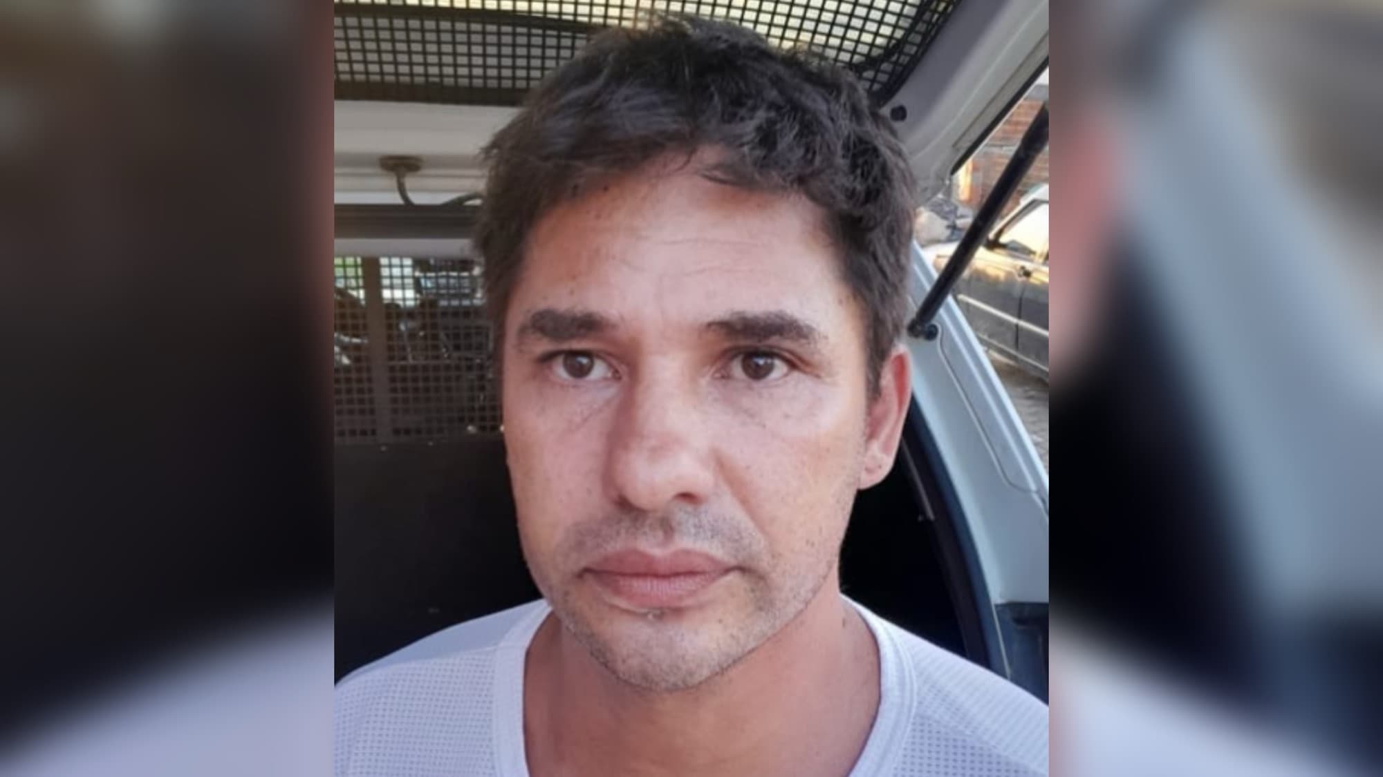“Caiu maninho”: Foragido é preso no Morro do Pedroca, em São João Batista