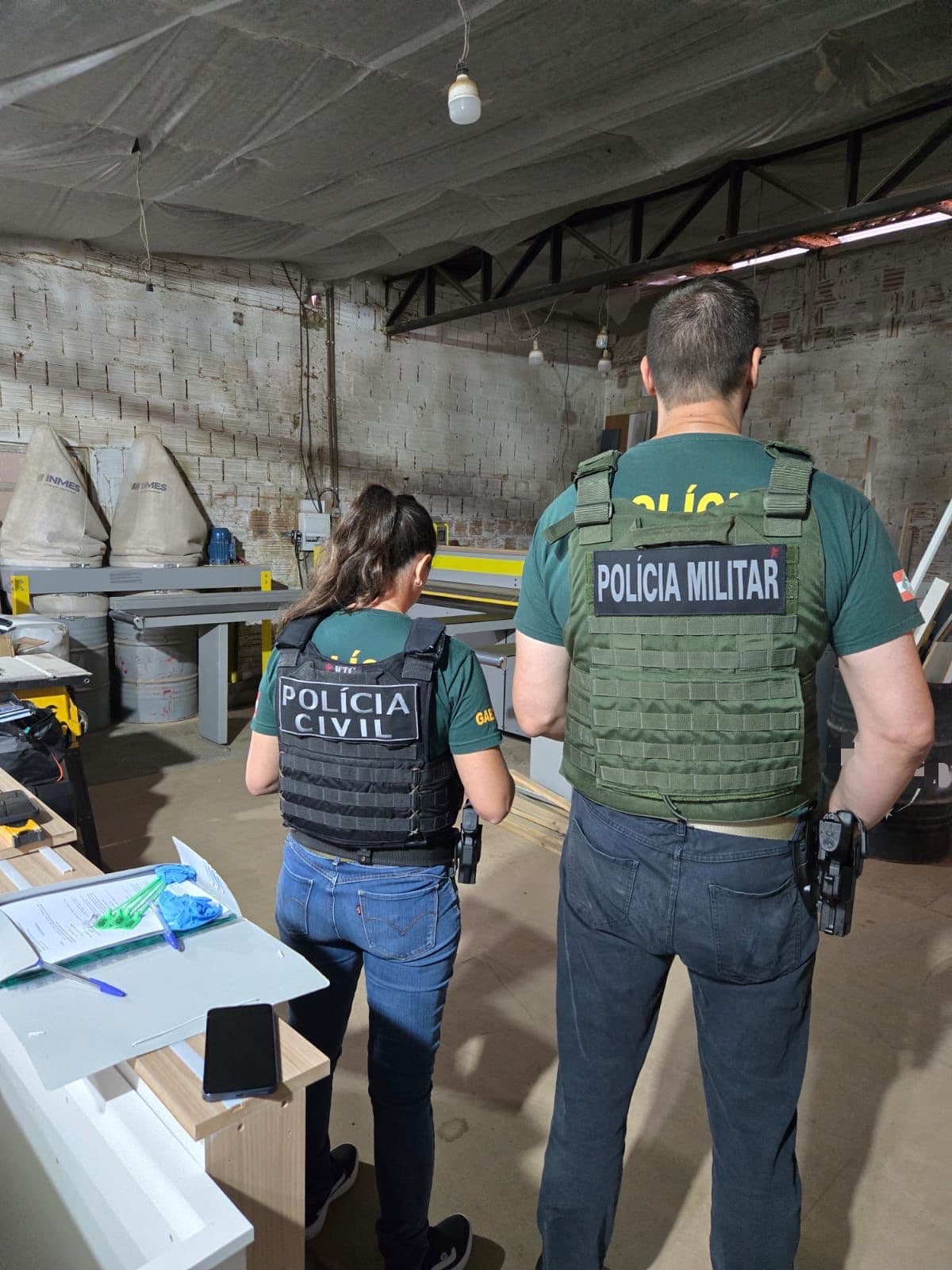 Gaeco faz operação contra pedofilia na internet e cumpre mandados contra investigado em Itajaí
