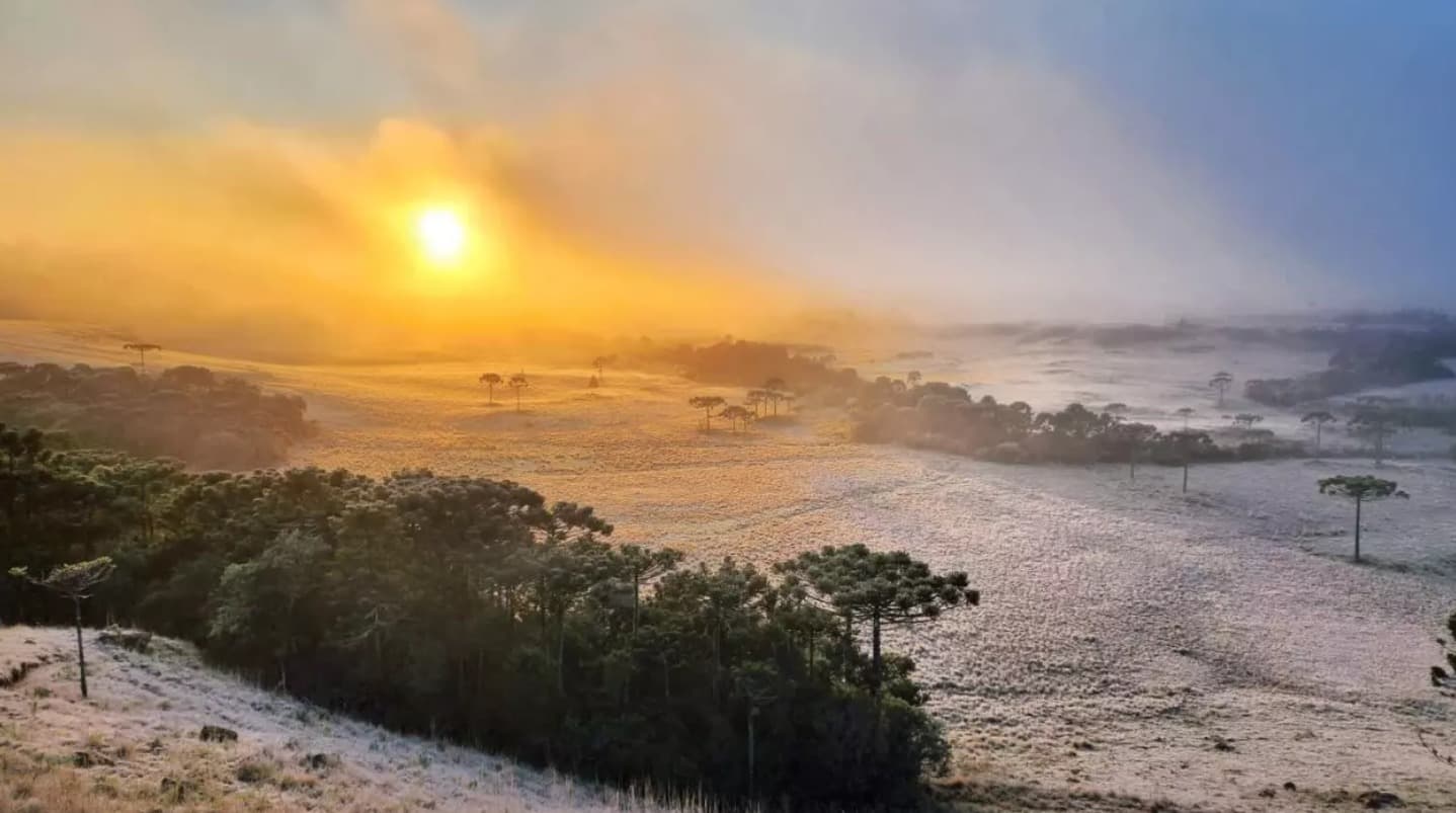 Calor intenso marca o feriado de Páscoa em SC, mas frente fria já se aproxima
