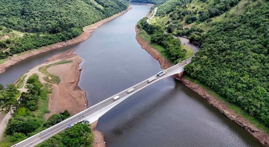 “190 mil veículos na BR-116”: veja os horários para fugir do caos neste feriado de Páscoa