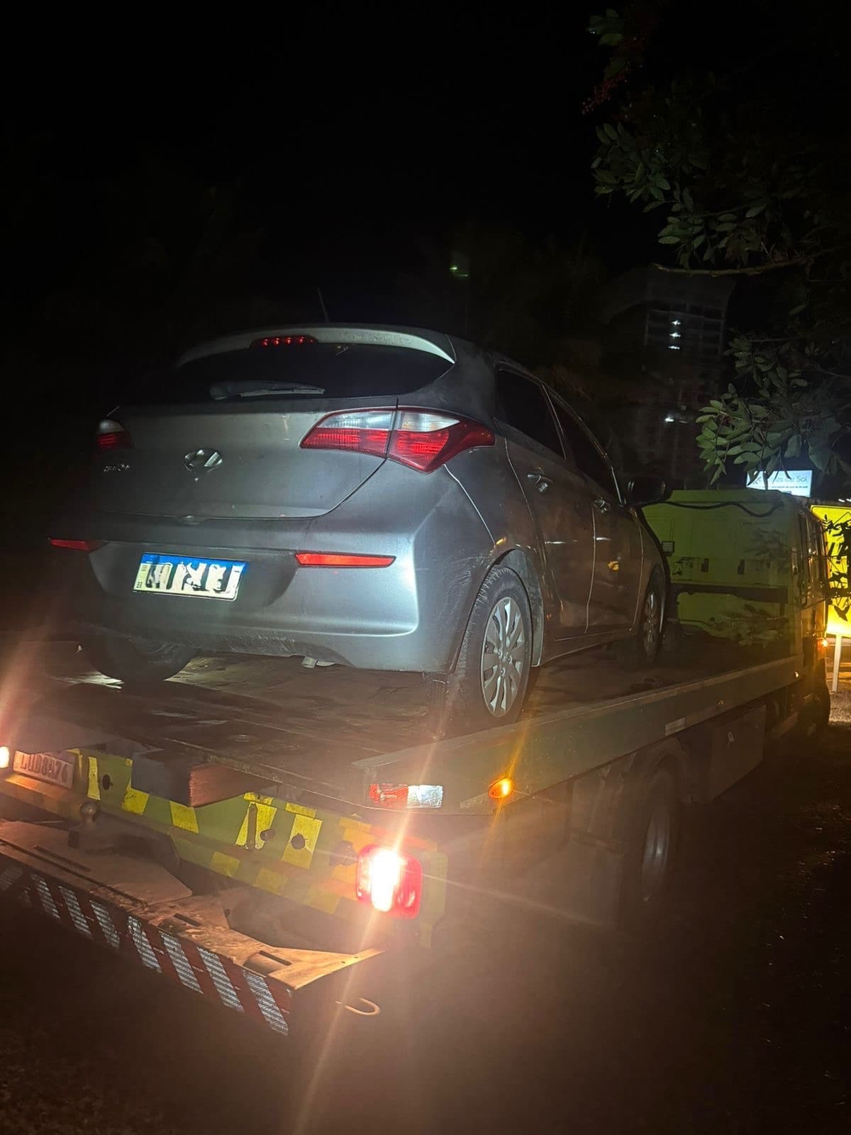 PM recupera carro roubado durante patrulhamento em Itapema
