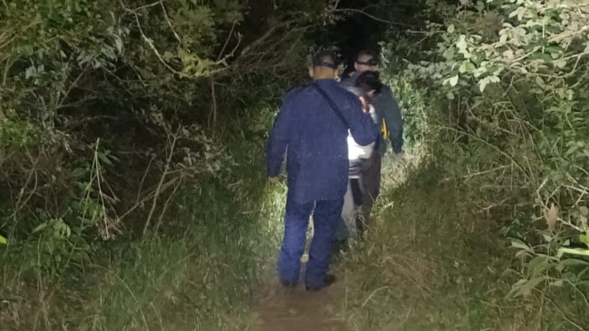 Queda em trilha termina com resgate dramático em SC