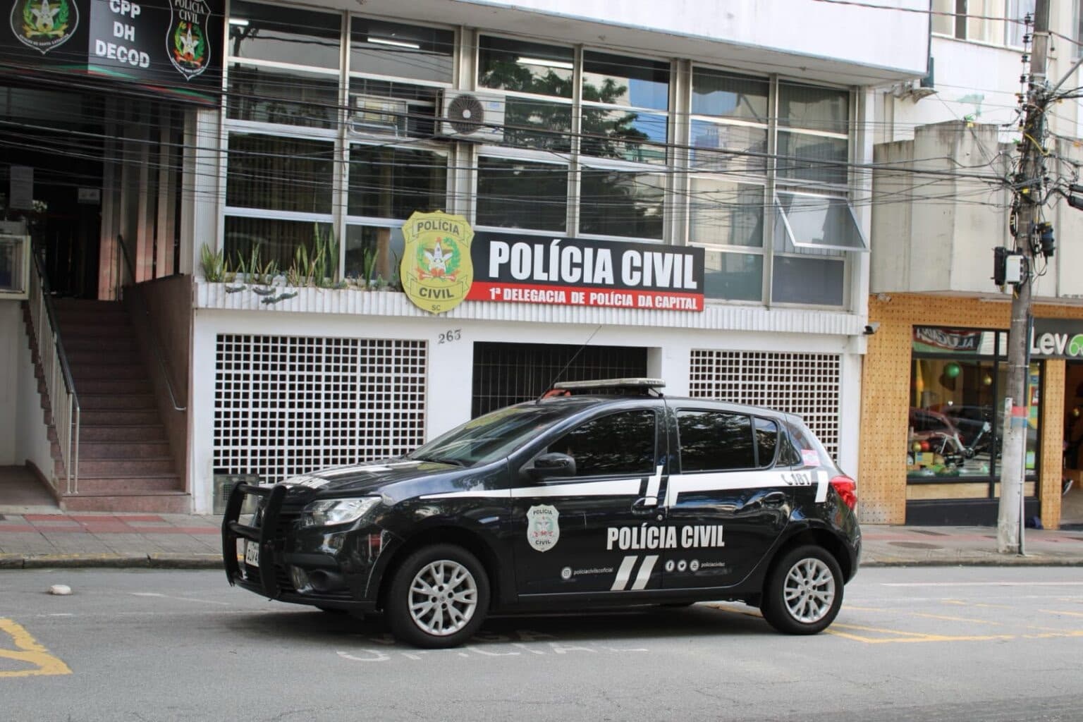 Operação Viga Mestra investiga ameaças e agressão contra fiscais de obras escolares em SC