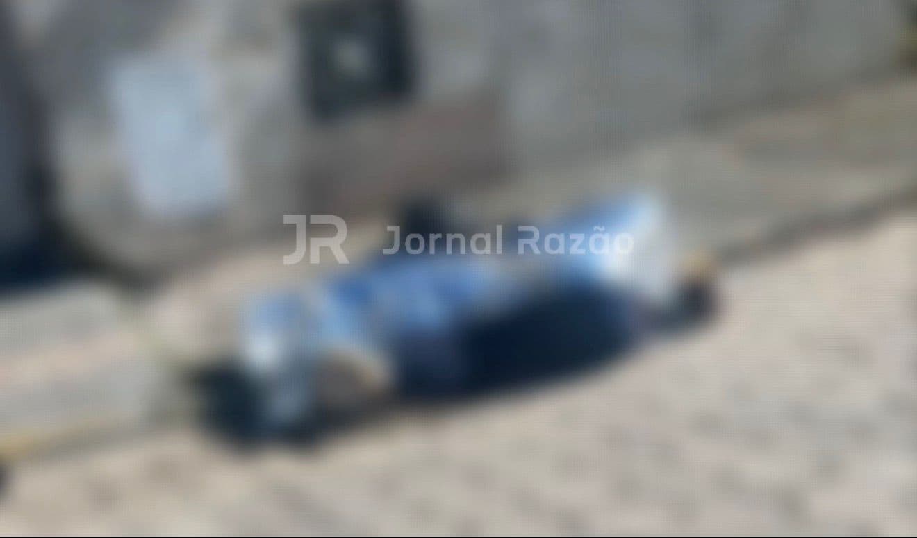 URGENTE: Homem é executado com dezenas de tiros em Itapema