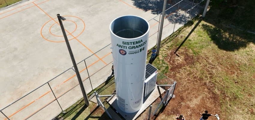 Após temporais, Chapecó mantém “canhões” antigranizo de prontidão; entenda como funcionam