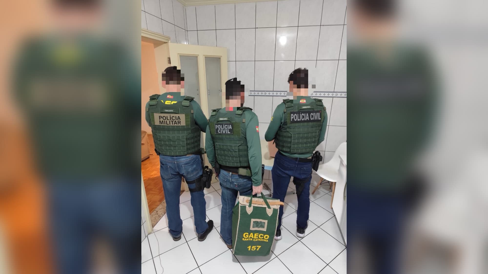 Operação prende homem suspeito de buscar crianças e adolescentes para fins sexuais pela internet em SC