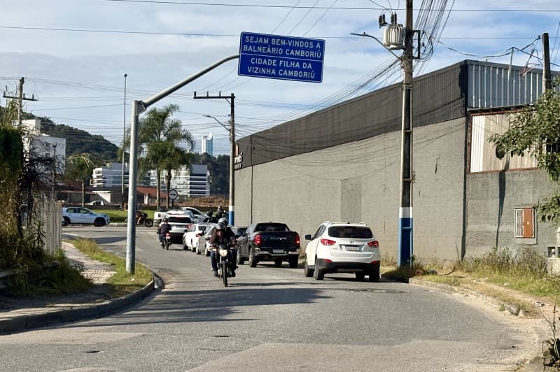 Ligação entre Camboriú e Balneário Camboriú passa a ter mão única nesta sexta