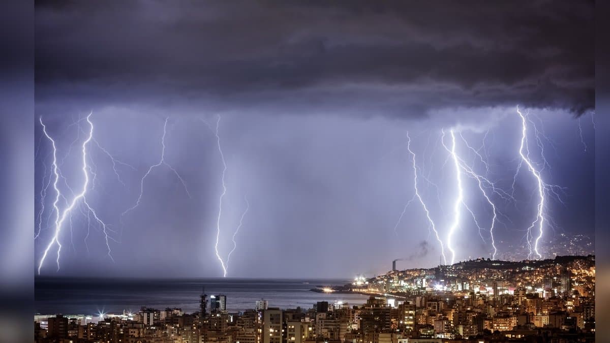 Depois do calor de 28°C, frente fria traz temporal com granizo e coloca as 295 cidades de SC em alerta