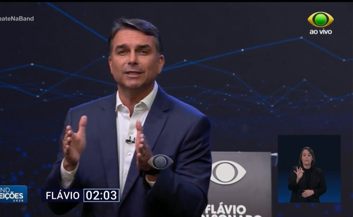 Flávio Bolsonaro promete congelar dívidas por seis meses: ‘Você não vai pagar boleto nenhum’
