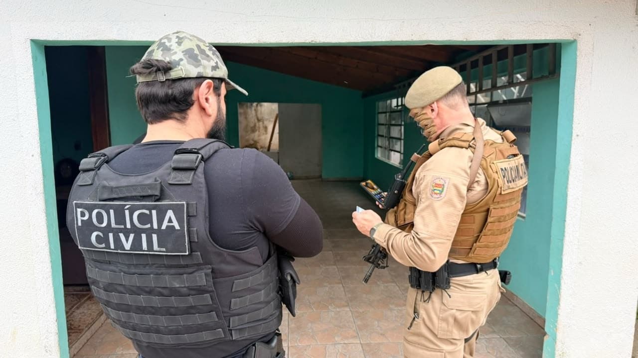 Operação contra suspeita de fraude em tornozeleiras termina com prisões em SC