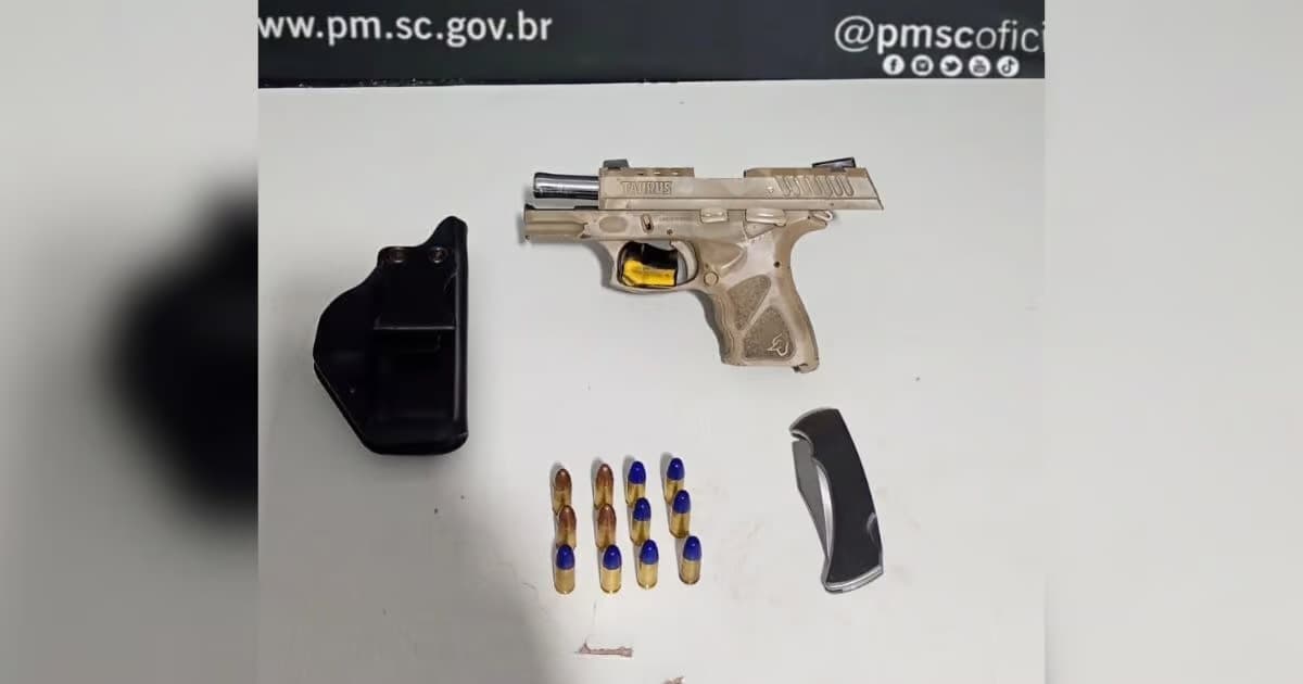 Motorista faz “cavalo de pau” e acaba preso com pistola em Itajaí