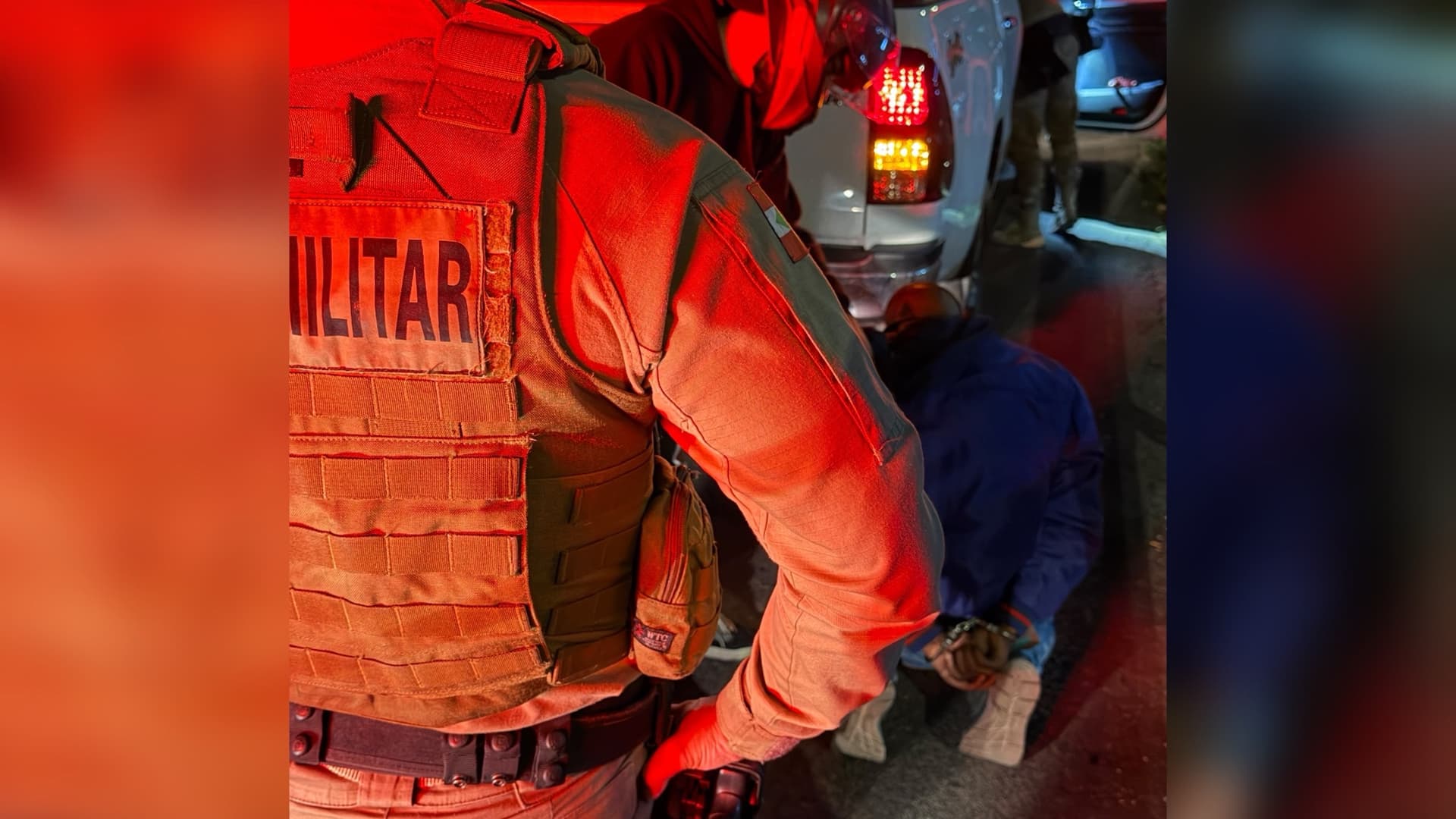 Fuga frustrada: motorista tenta escapar da PM com Hilux furtada na BR-101