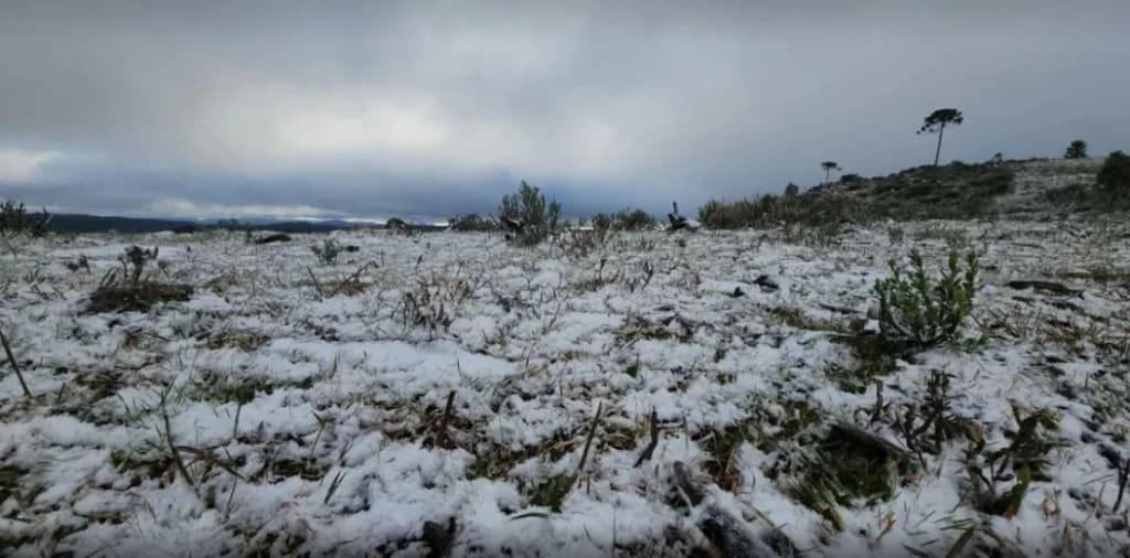 Segundo dia de primavera vem acompanhado de neve em SC