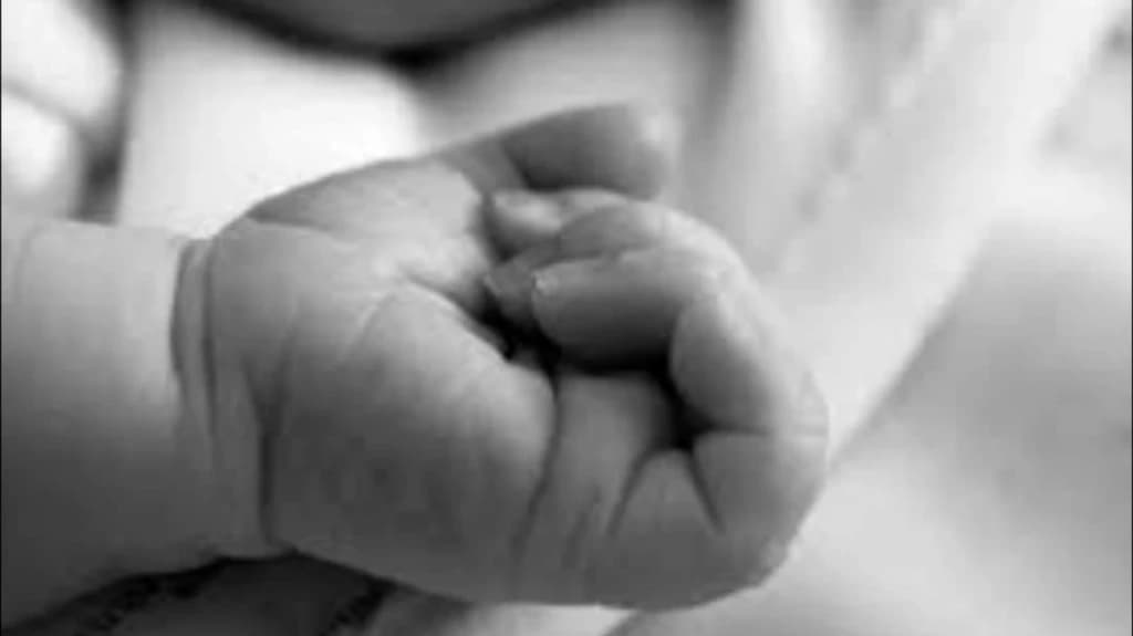Bebê de 1 ano morre após ser baleado durante tiroteio