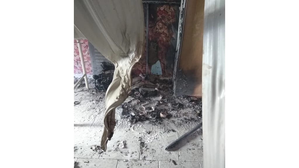 Mulher esquece chapinha ligada e causa incêndio em salão de beleza