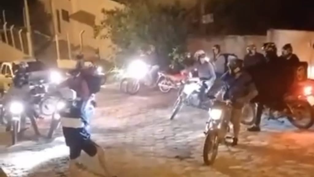 Motoboys fazem “visitinha” para casal de São João Batista que aplicava “golpe do pix”