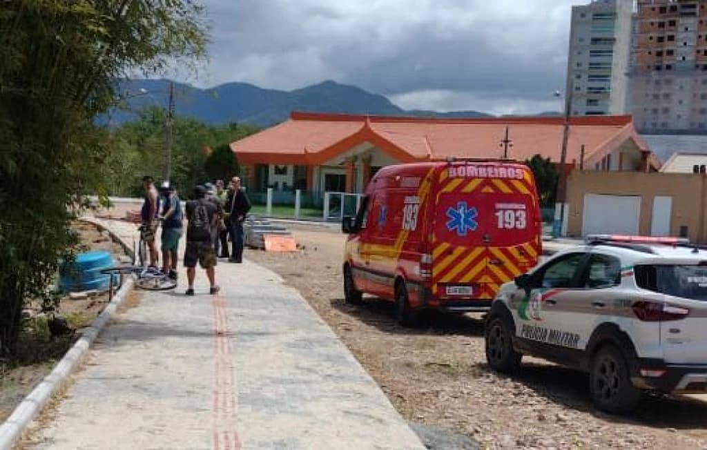 URGENTE: Corpo é encontrado boiando em rio de Itapema