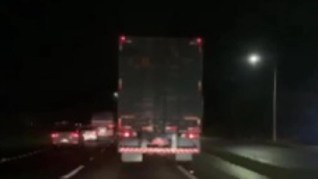 Vídeo: caminhoneiro é flagrado dirigindo em zigue-zague e alcoolizado na BR-101