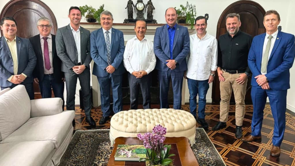 “De corpo e alma”: MDB fecha acordo com Jorginho Mello e comandará três secretarias no Governo de SC