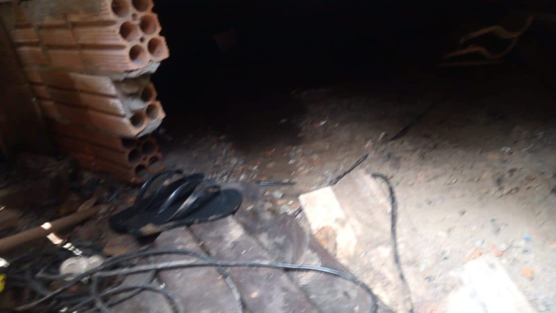 Homem morre eletrocutado em porão alagado enquanto fazia reparos em Bombinhas