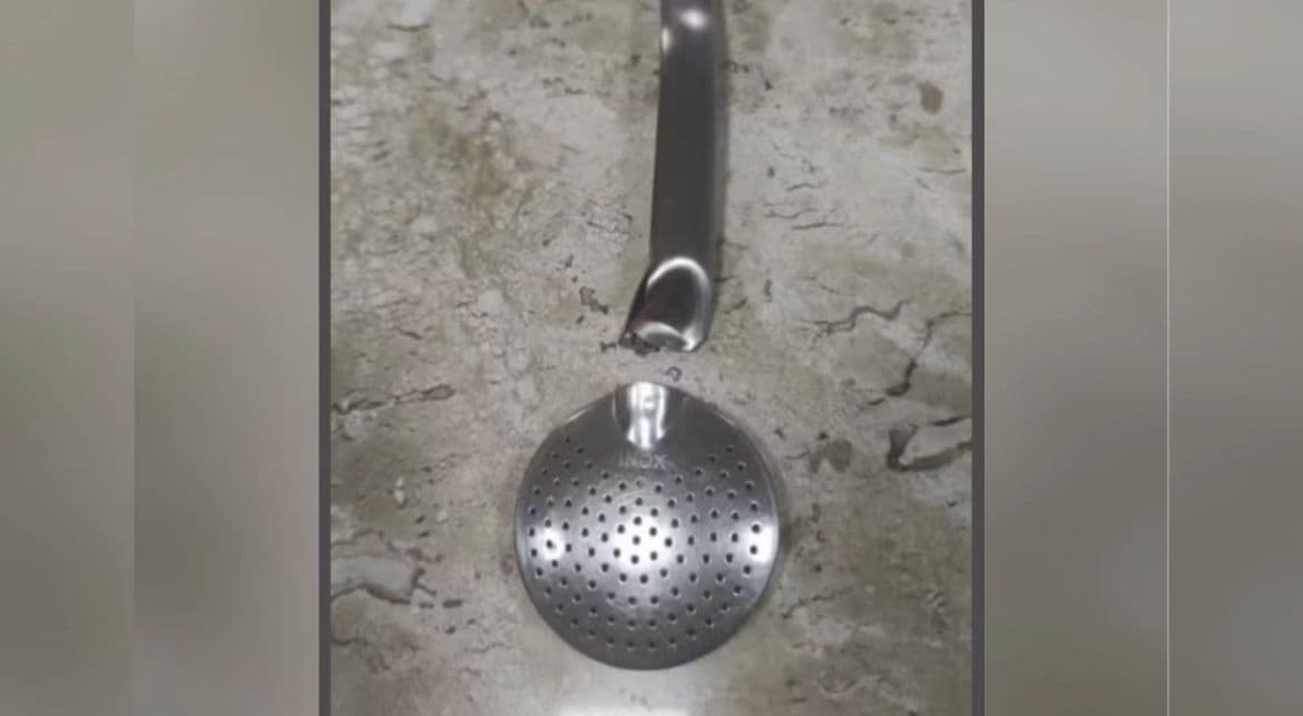 Bomba de chimarrão salva mulher de tiro no peito durante ataque no RS