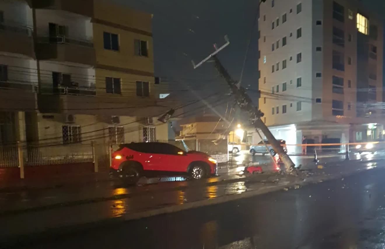 Filho de empresário foge após destruir poste em Tijucas: “será que tomou um capeta?”