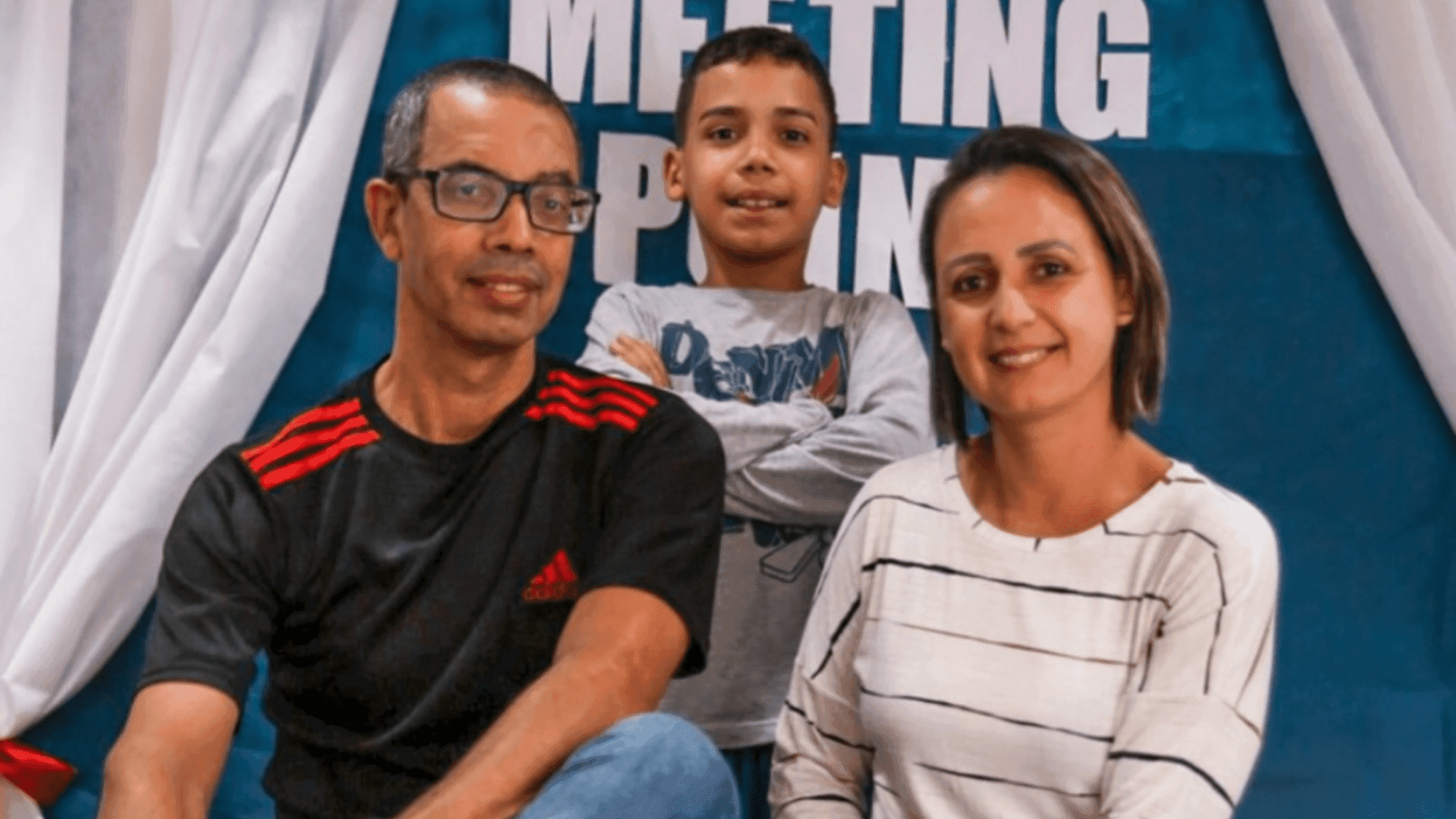 “Só tenho meu filho agora”: mulher perde marido motoboy em acidente e precisa de ajuda