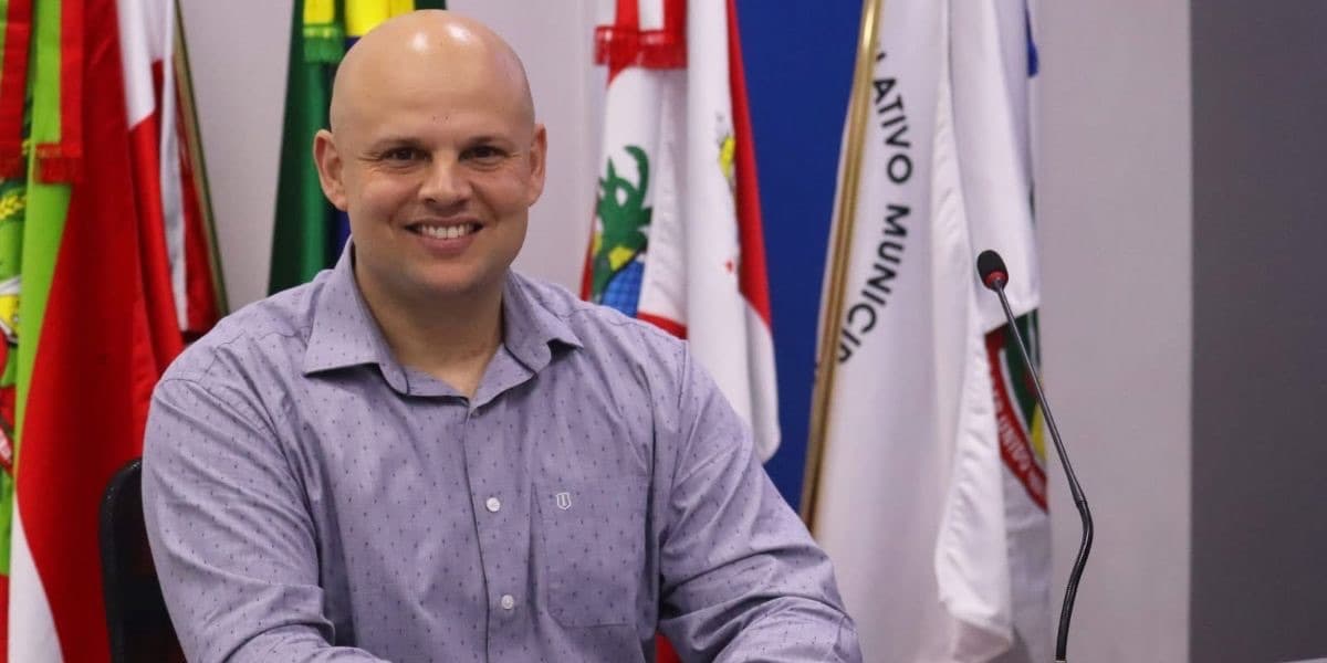 Vereador propõe criação do Dia Municipal do Influenciador Digital em Tijucas