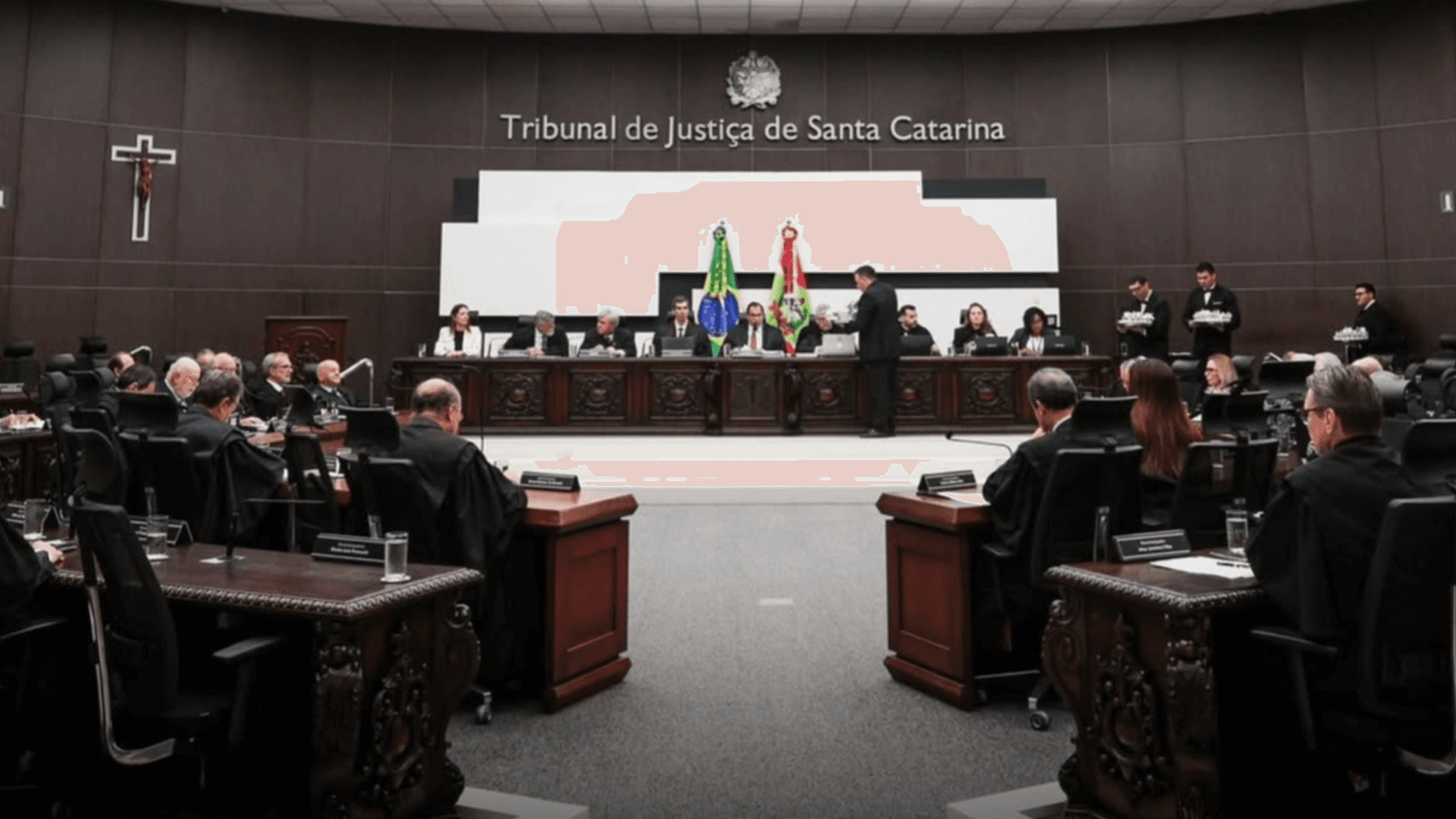 Tribunal Pleno aprova reestruturação do serviço judiciário de 2º grau do TJSC