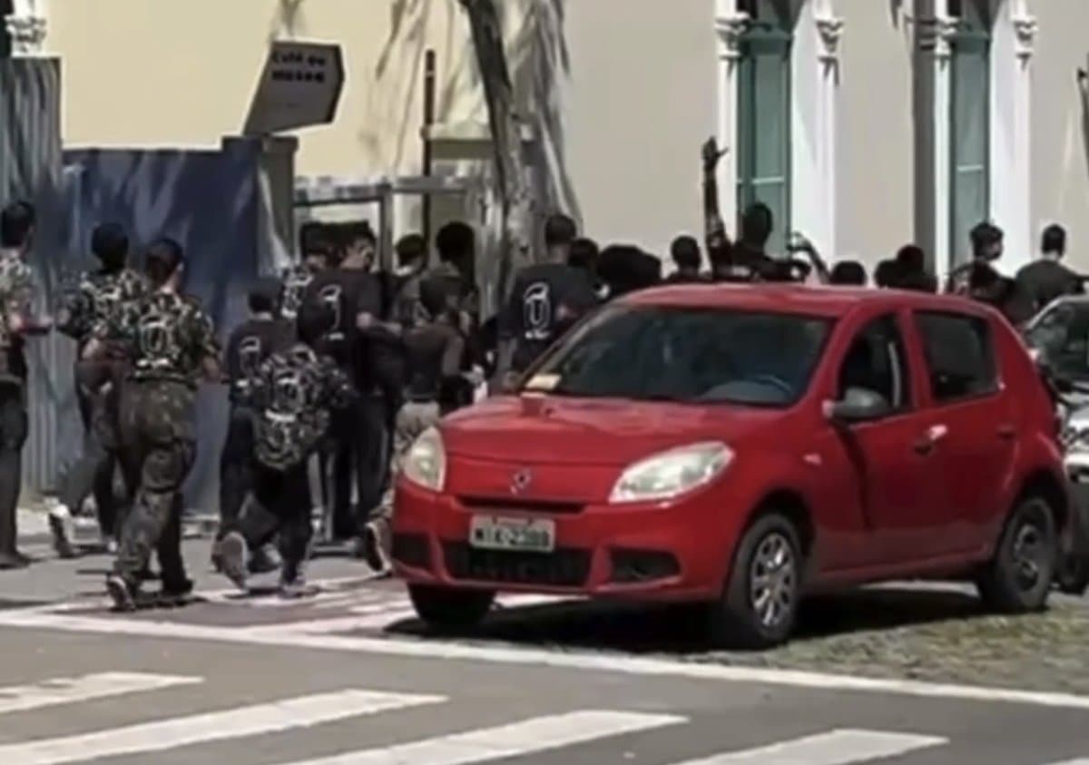 Vereador do PT faz denúncia ao MPSC contra escola pré-militar de Florianópolis: “espanca até matar”