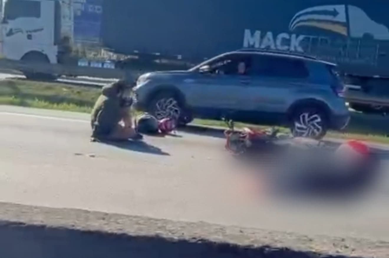 Motociclista morre em acidente com caminhão na BR-101, em Itajaí