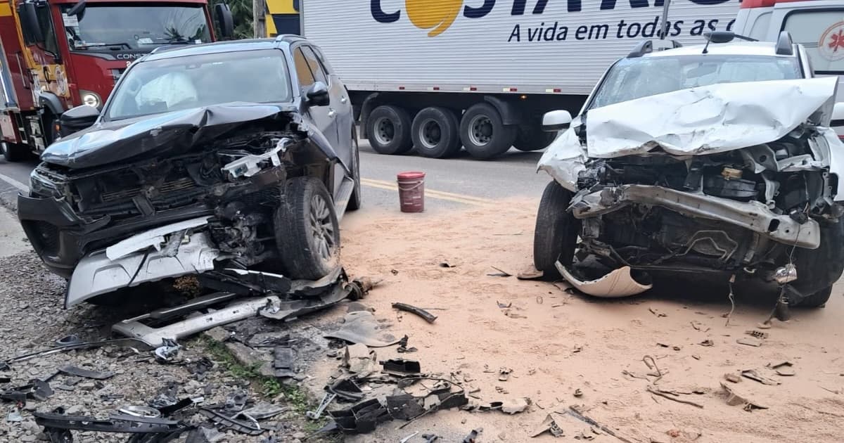 Idoso de 87 anos morre após colisão frontal entre dois carros em Brusque