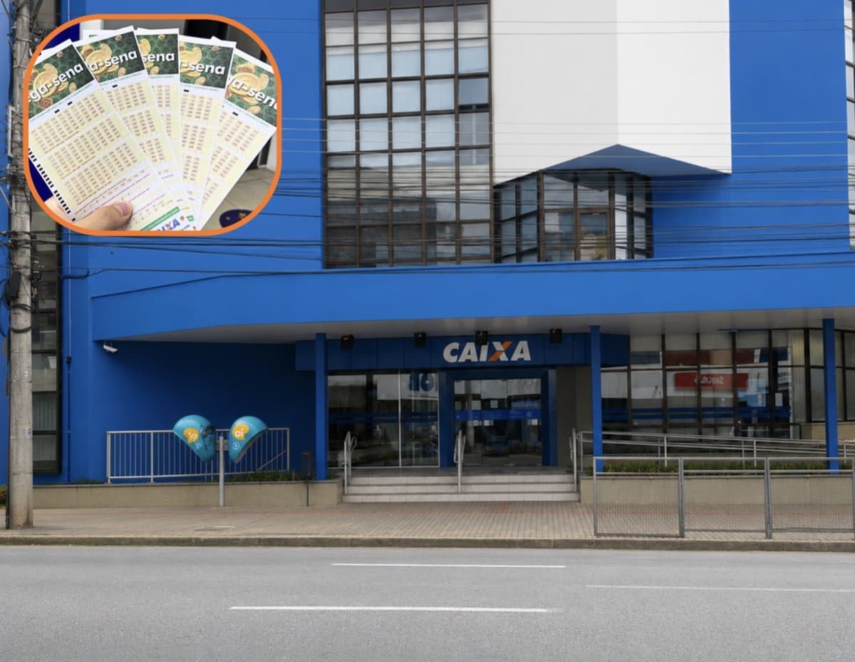 Fachada de uma agencia da Caixa Economica Federal, com destaque para volantes da Mega-Sena